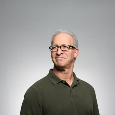 Imran Qureshi headshot